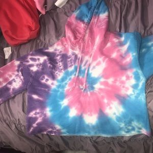 Spiral cropped top hoodie